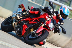 2012 Ducati 848 Streetfighter-反擊戰