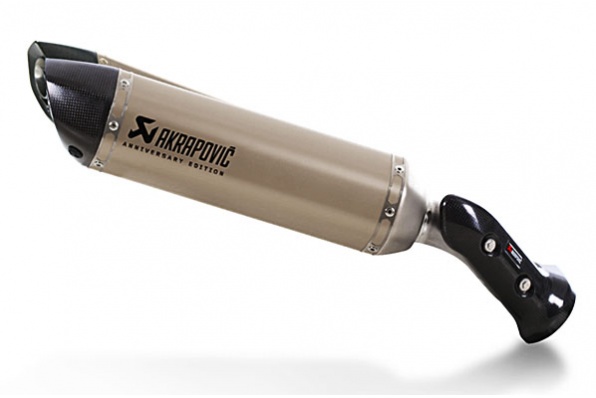 全球限量155條蝎子排氣喉到港