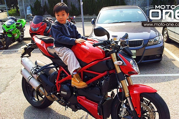 Ducati 848 Streetfighter試車日