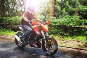 KTM DUKE 200