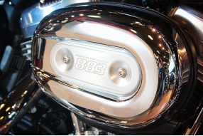 2012 Harley-Davidson 883 Superlow/IRON-哈利也有入門車