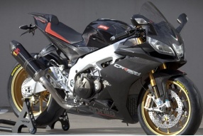 2012 Aprilia RSV4 Factory APRC Carbon Special Edition－碳纖限量版