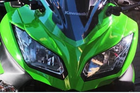 2013 Kawasaki Ninja 300 - 千呼萬喚到港