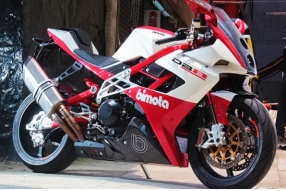 Bimota DB8－又一台藝術Superbike