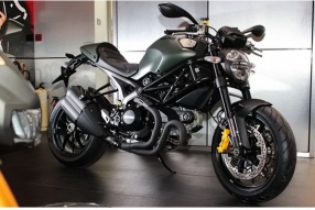 Ducati Monster Diesel - 城市陸軍抵港