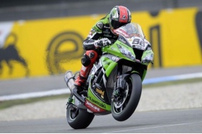 2013 WSBK英國站速報~史克斯(Tom SYKES)如有神助