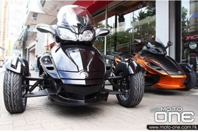 2013 Can-Am SPYDER ST Limited－新車到港