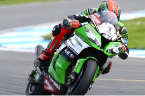 KAWASAKI薛基斯(Tom Sykes)-WSBK英國多寧頓公園站全勝