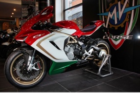 MV AGUSTA F3 800 AGO－限量300台亞高斯丁尼版新車抵港