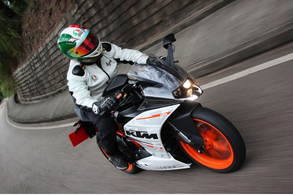 2015 KTM RC390 ABS-純種小跑(本地試駕)