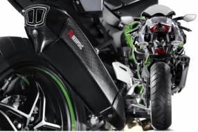 KAWASAKI NINJA H2  + 全新六角型AKRAPOVIC蝎子排氣管 = 錦上添花