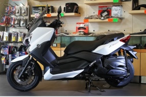 2015 YAMAHA X-MAX 400 - 400cc歐洲版本抵港