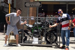 300匹KAWASAKI H2R－開箱速報