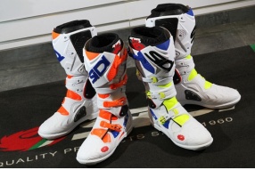 2015 SIDI CROSSFIRE SRS 2 - 悅目新色抵港