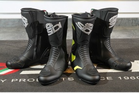 2015 SIDI STIVALI BLACK RAIN - 最新電單車防水皮靴 售價HK$1,880