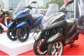  Yamaha Tricity 155│首現2016香港電單車節│三輪綿羊升級版抵港│定價HK$43,800