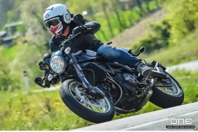 關英豪意大利測試 2017 Ducati Scrambler Cafe Racer