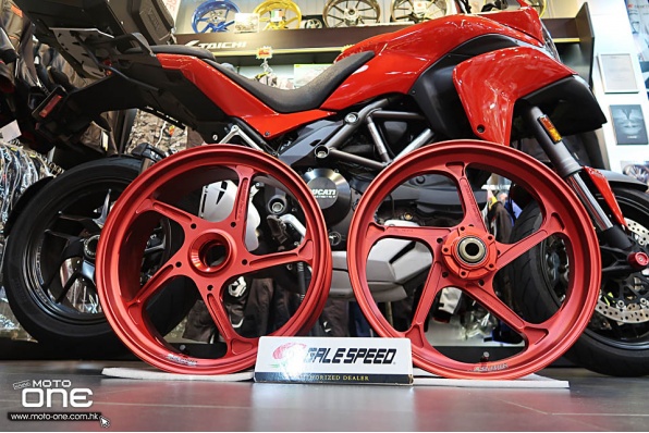 當紅色 Ducati MULTISTRADA 1200S 遇上特別訂製紅色日本Gale Speed  GP-1 S鍛造鋁合金輪框