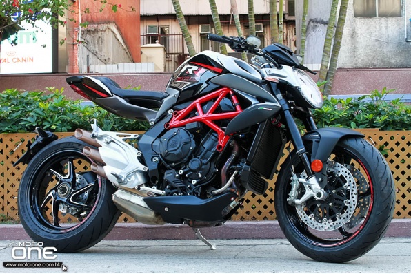 2018 MV AGUSTA BRUTALE 800 RR－更強肌肉感、符合歐四而相同馬力的新版本