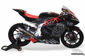 MV AUGSTA出戰2019 Moto2戰車亮相-使用TRIUMPH直三引擎