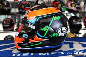 ARAI RX-7X VAN DER MARK - Yamaha WorldSBK VAN DER MARK車手拉花頭盔