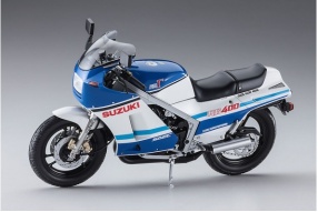 Hasegawa(長谷川)SUZUKI RG400Γ 1:12模型