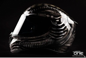 HJC RPHA 11 Aliens恐怖宇宙邪惡生物《異形》拉花賽車頭盔 - 暫定四月抵港
