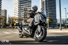 2021 YAMAHA X-MAX 300 Tech MAX特別版-配置更多豪華裝備