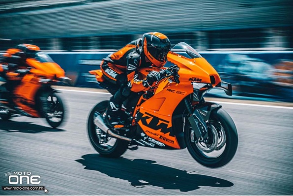 KTM RC 8C - 限量100部直2賽道玩具 
