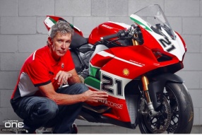 2022 DUCATI PANIGALE V2 BAYLISS 1ST CHAMPIONSHIP 20TH ANNIVERSARY-3屆WSBK世界冠軍特別版