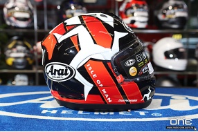 ARAI RX-7X IOM TT 2022 人島TT特別版賽車頭盔 - 鴻興現貨發售