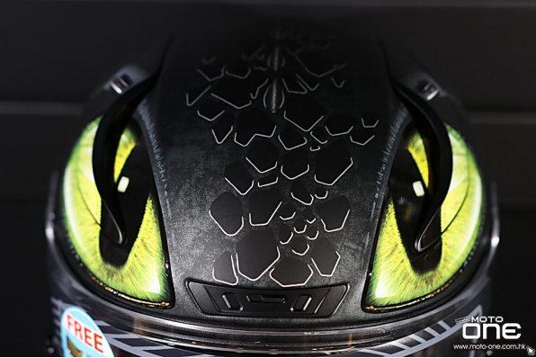 HJC RPHA 11 Toothless Dragon X 馴龍記「無牙仔」賽車頭盔現貨抵港