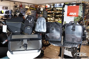 GIVI 復古單側防水袋、全防水油箱袋、綿羊腳踏袋