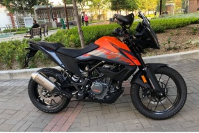 KTM 390 ADVENTURE 新色到港......非也  (2022款車身包圍，優惠後2千蚊都唔洗)