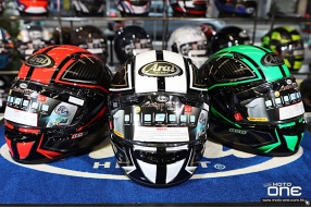ARAI ASTRO-GX SPINE 紅、綠、白與碳纖維紋新花 全新巡航型號頭盔 - 鴻興發售