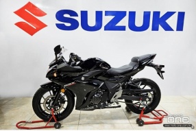 全新 SUZUKI GSX250R ABS 平易近人慳油的雙缸入門小跑 