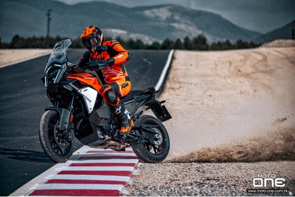 2025 KTM 1390 Super Adventure S EVO 全面升級旗艦冒險歷奇車