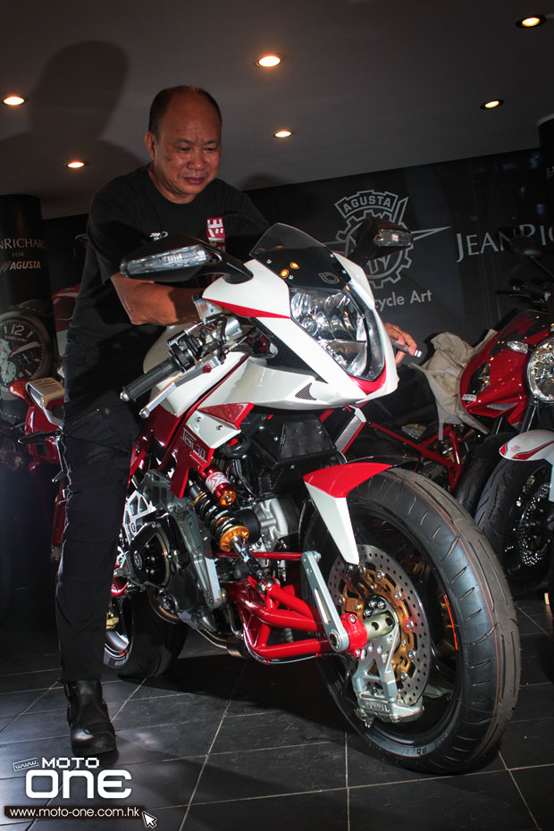 2012 Bimota Tesi 3D-美得無法形容 - ar.long - 石氏重型機車貿易organization BIMOTA 3D