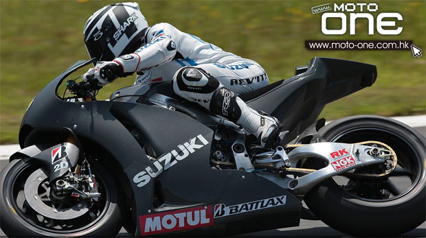 SUZUKI 