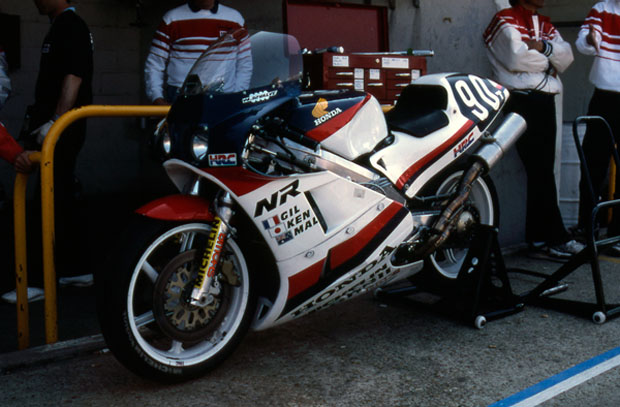1987 HONDA NR750
