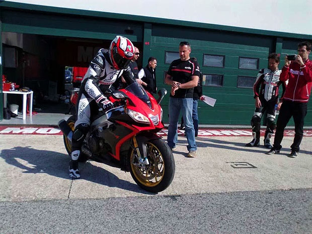 2013 APRILIA RSV 4 FACTORY ABS