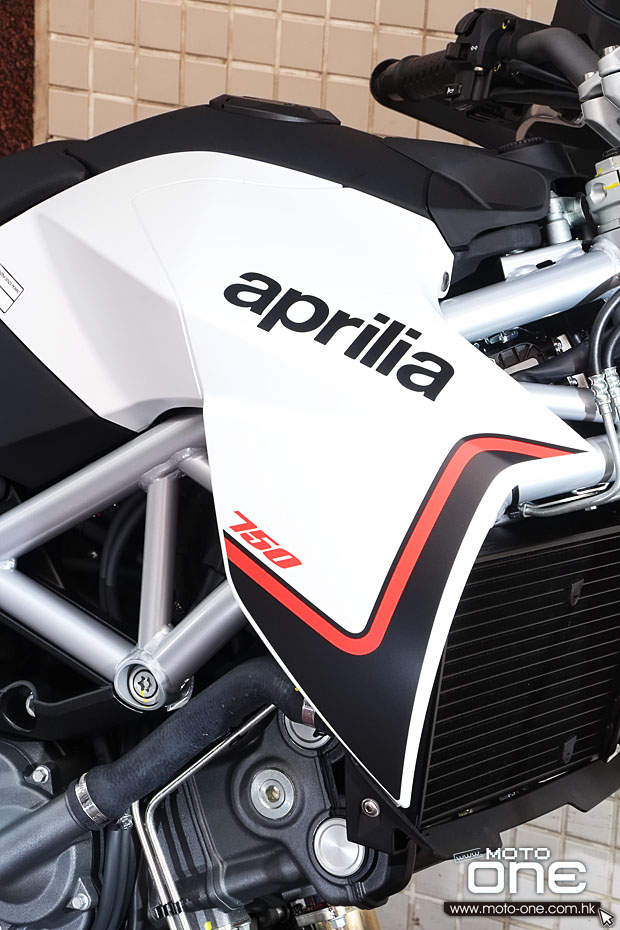 2013 Aprilia Dorsoduro 750