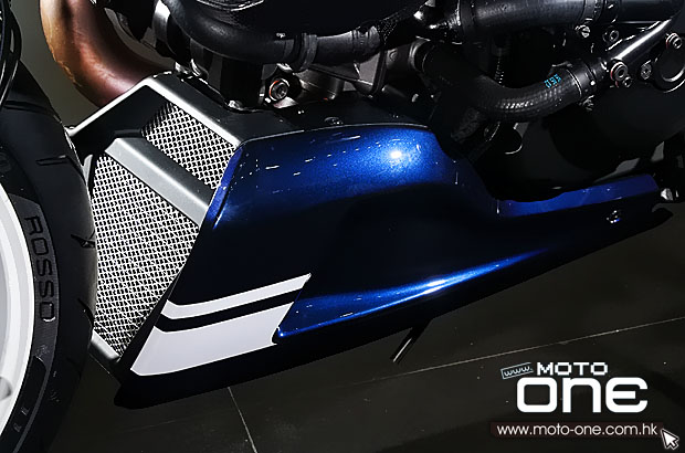 2013 Ducati Diavel Stripe Version 2013 Ducati Diavel Stripe Version