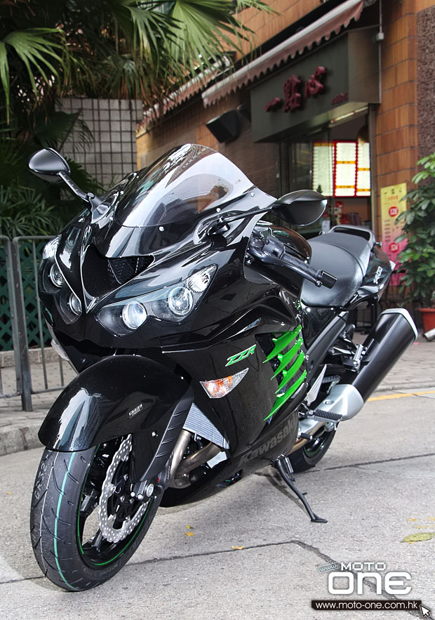 2013 KAWASAKI ZZR1400 alt=