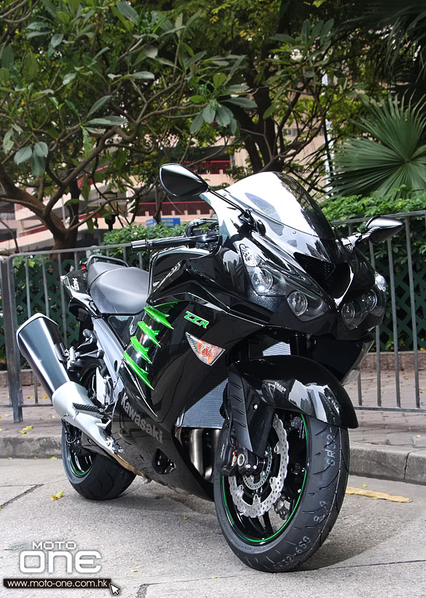 2013 KAWASAKI ZZR1400 alt=