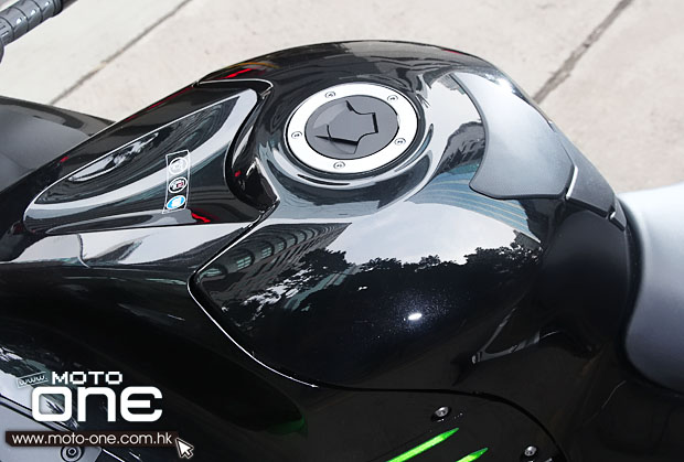 2013 KAWASAKI ZZR1400 alt=