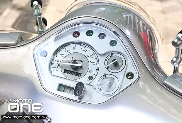 2013 Vespa GTS 300_Touring