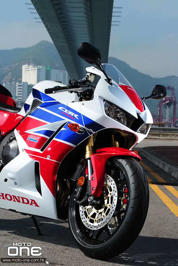 2013 honda cbr 600_rr test