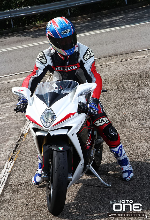 2013 mv agusta f4rr test