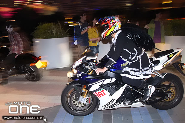 2013 night riding hong kong star road moto-one.com.hk